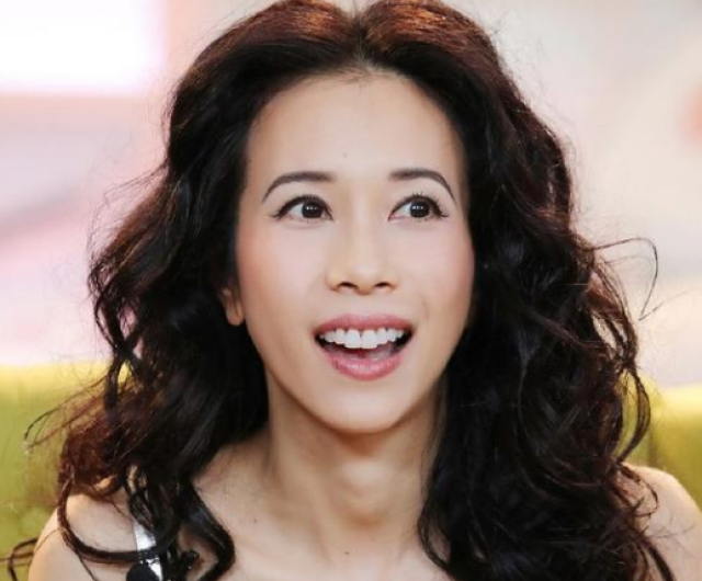 娱乐圈中长相一般,却很红的5位女星,韩红上榜