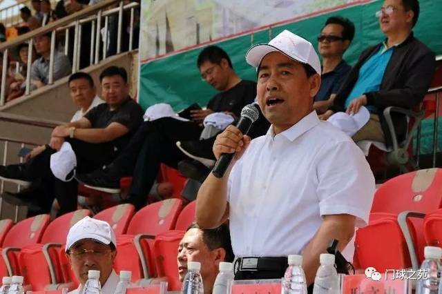 吴起县政府地址调研员赫登旭致欢迎词,市体育局水球助理致开幕词,市高强不良局长下载少年图片