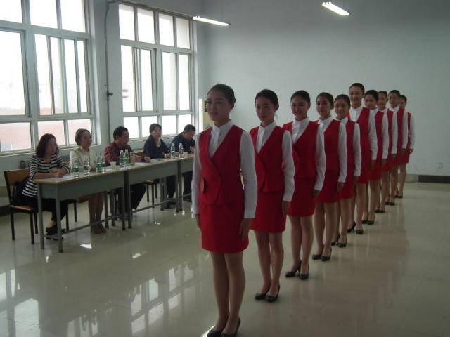 甘肃东方航空高铁学校:航空专业的就业前景分析