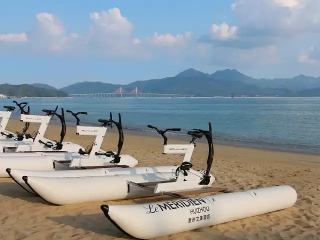 广东网红酒店!一个飞翔在海上的高科技城堡