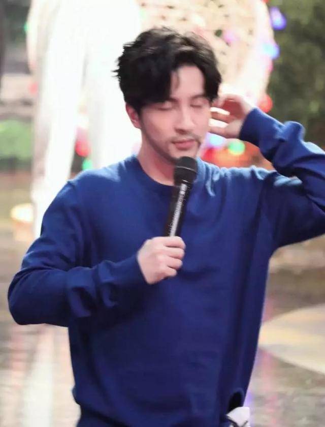 当薛之谦的胡子这么长的时候,你还会爱他吗?