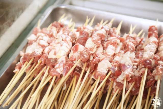 怎么做羊肉串最好吃 e270b0759e674294a2261548ad4f5a00.jpeg