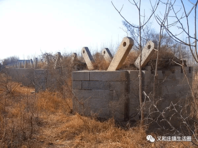 金门闸迎水面(东面)金门闸位于河北省涿州市东北部义和庄乡北蔡村北3.