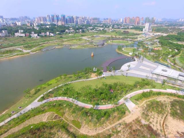碧泉湖公园上技术了!果然大不一样哦
