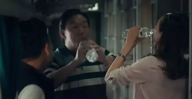 恋童癖、校园霸凌、未成年性侵，两个小女孩的