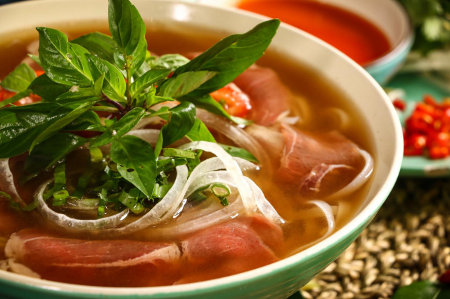越式生牛肉河粉