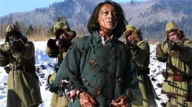 最美朝鲜族v日军女日军,惨遭双手砍断英雄,最后竟将木楔钉入双胸yy电影院那个鬼图片
