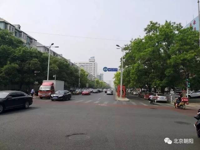 2018年和平东桥路口 六里屯街道