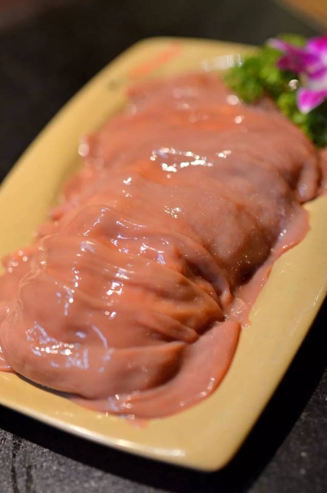 每次必点的鸭肠,v颜色的超级新鲜,这粉嫩嫩的颜色一看就知道有多干净性感妻写真人图片