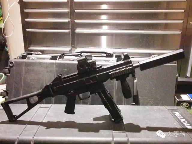 【往期精选】为特种部队而生 ump45冲锋枪