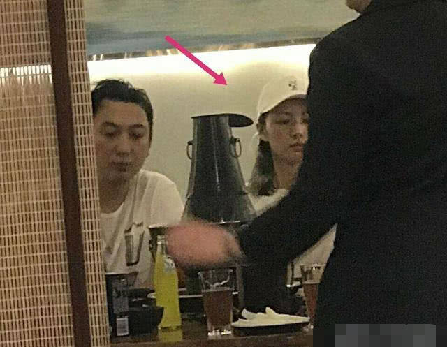 大家觉得王思聪的历任女友谁最美?