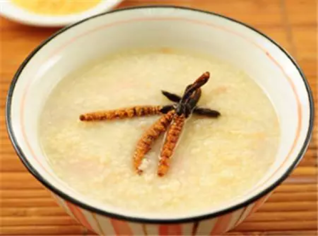 【鲜草】新鲜冬虫夏草怎么吃最好,怎么吃营养