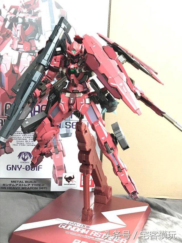 转帖:11区 mb 正义女神f gn重武器包 实物新照