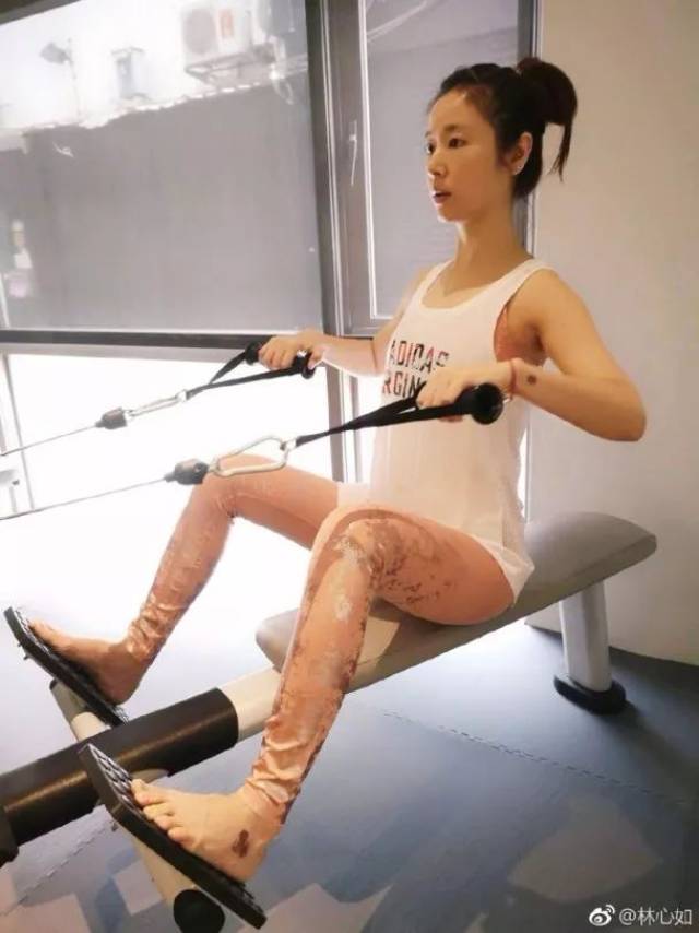 下月嫁人!前港姐李美慧默认有喜
