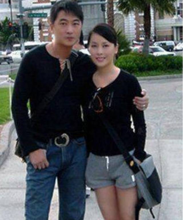 竟无人知晓他们是夫妻,两人低调结婚12年,今被称娱乐圈模范夫妻