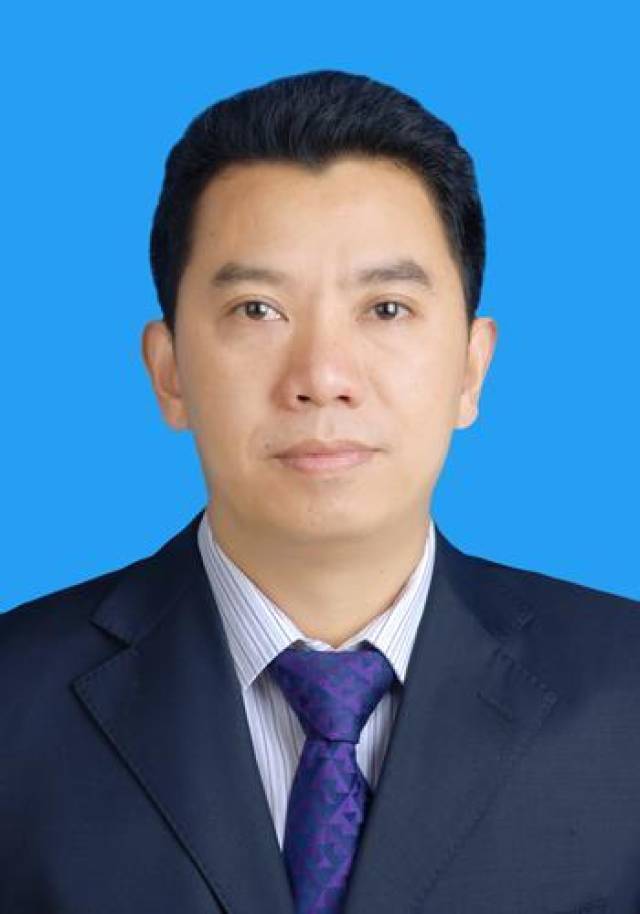 田波   