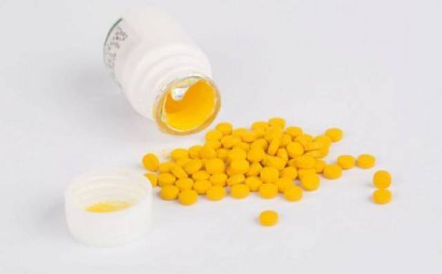 BBC惊爆:你们疯买的保健品,不但没用,还可能