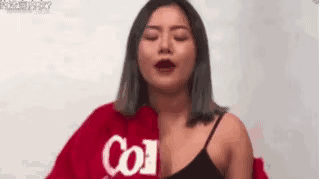 谁说女团必须白瘦美?黑胖王菊才是真正的逆风翻盘!