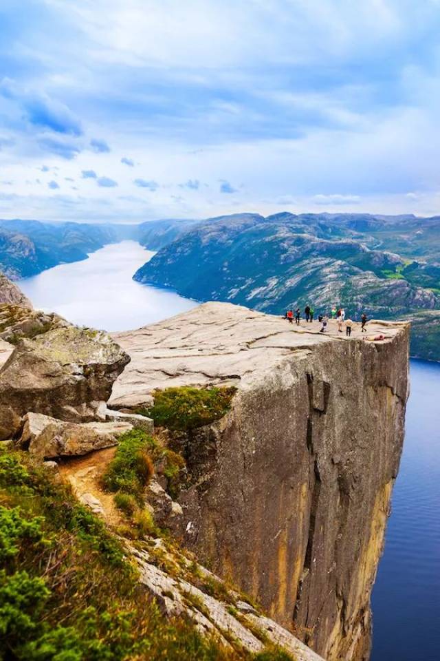 布道石(preikestolen)—— 挪威峡湾最壮丽一隅虽说论到自然风光