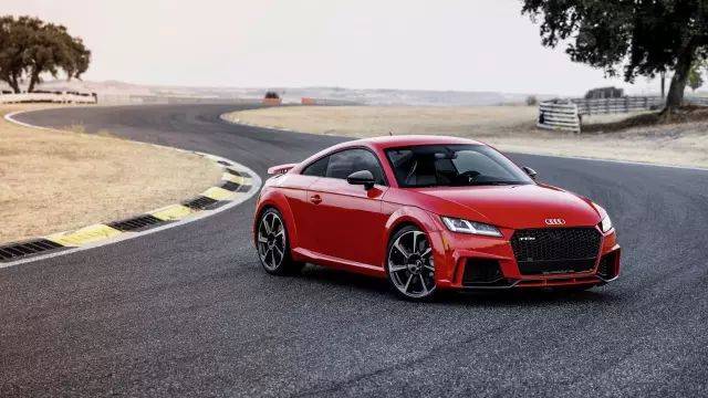 红色性能小跑! 2018奥迪audi tt rs