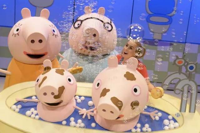 最赚钱的网红IP,以小猪佩奇为主题的公园,游