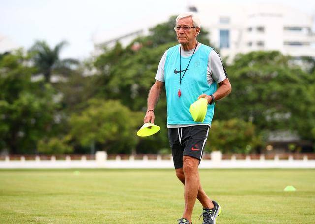 国足VS泰国,里皮面临前所未有的最严峻时刻!