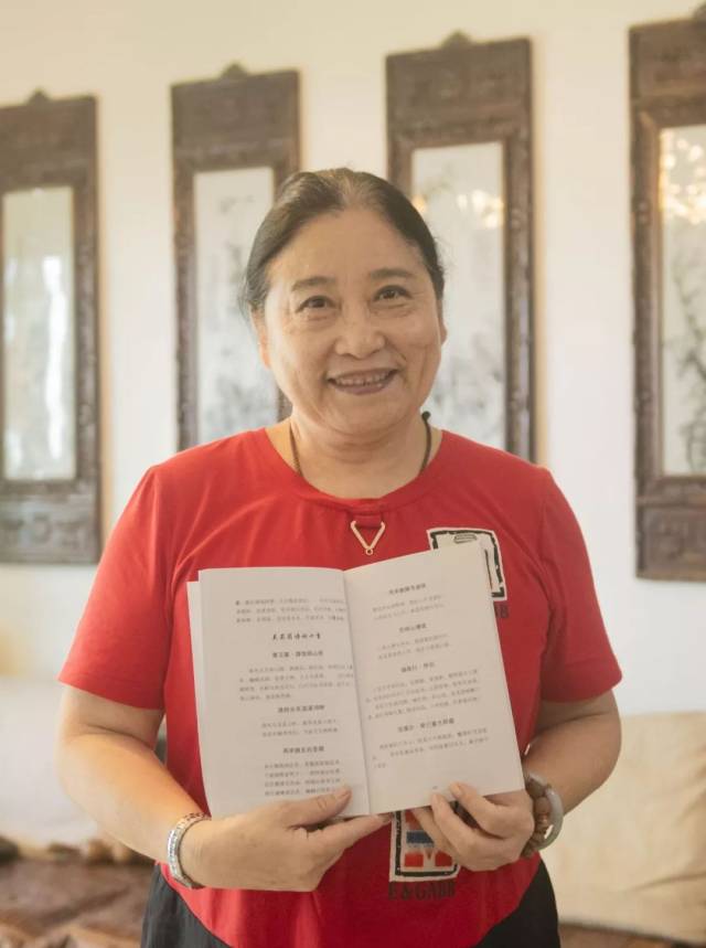 广州老年大学"学霸":读了14年,学了10个专业