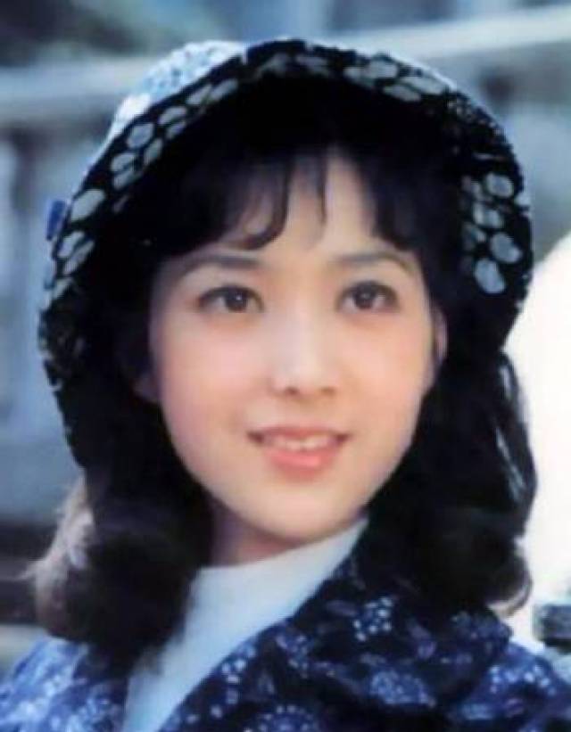 一组80年代美女老照片,虽然没有整容,ps,但依旧美呆!
