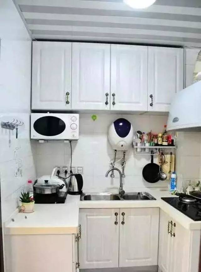 小厨房装修设计效果图,空间变"大"有诀窍!