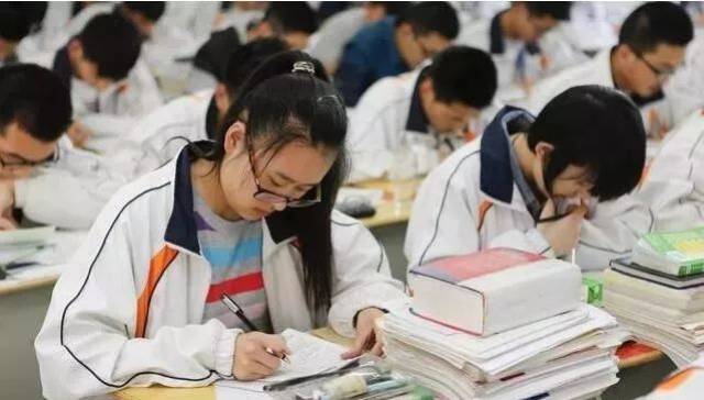 高考前:家长决不能向孩子们说得9句祝福语!