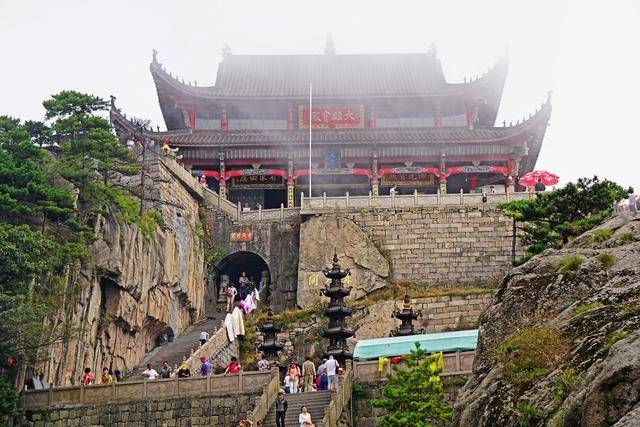 河南西九华山vs安徽九华山,哪个更值得一去?_手机搜狐网