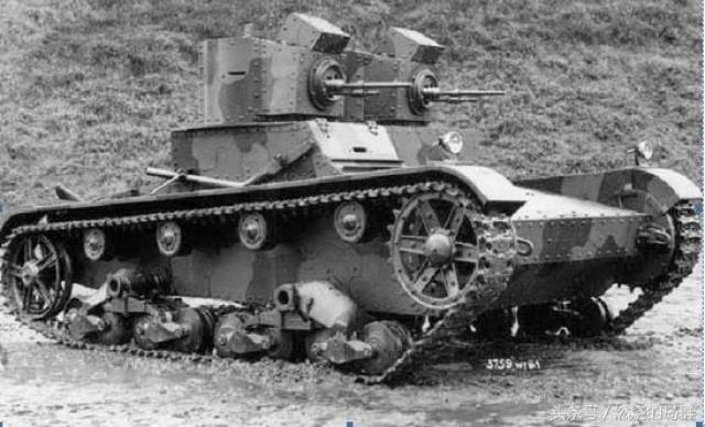 话说军博老兵器之三:战场上的小萝莉——意大利cv33超轻型坦克