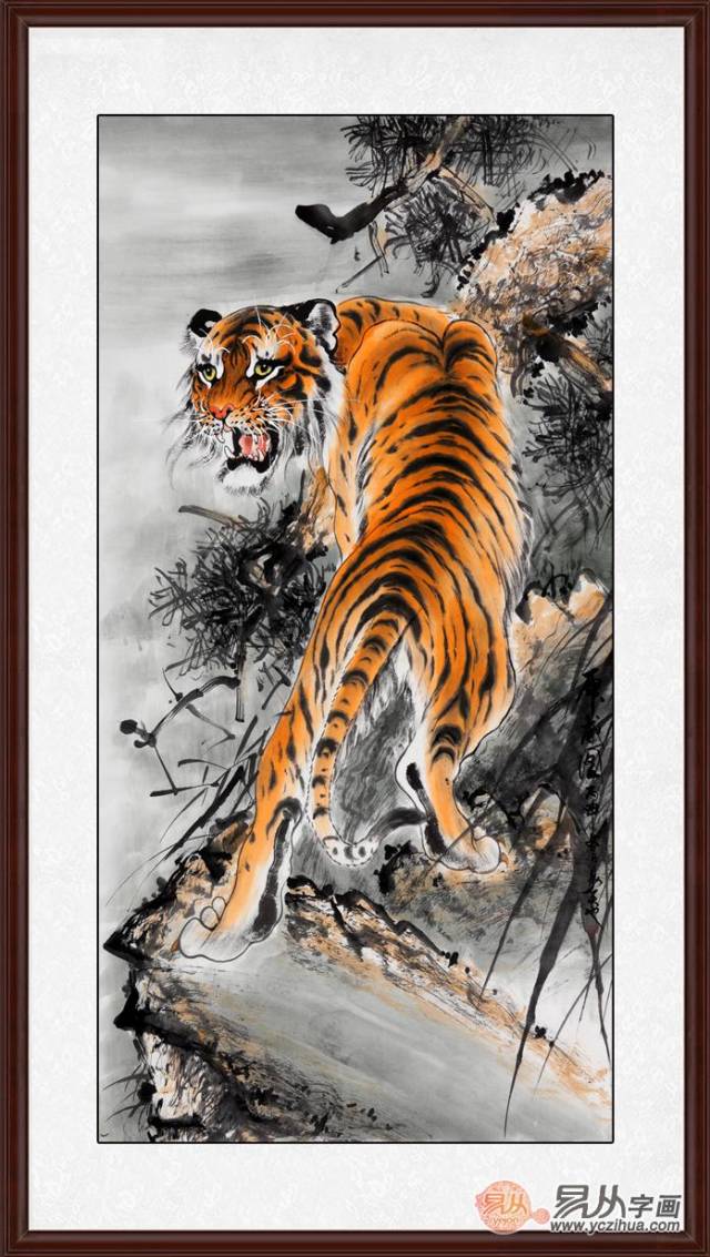 玄关走廊挂画之上山虎作品推荐五:易天也四尺竖幅写意动物画《虎威图
