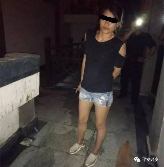 曝光!桂林这个美女村花太堕落,这么年轻就开始和男人干这事