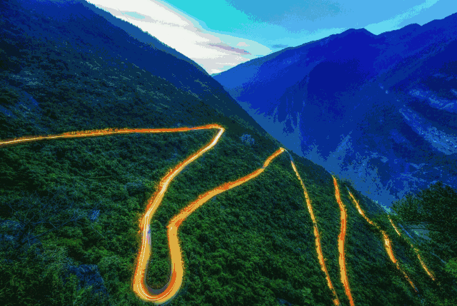 重庆极具挑战性的环线公路, 当属武隆白马山, 如果你来重庆, 可以
