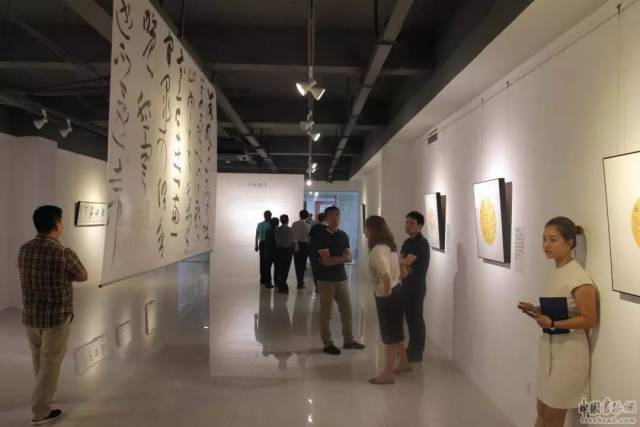 【车行深圳"不忘初心 马伯寅书法展"在雅昌艺术馆开幕