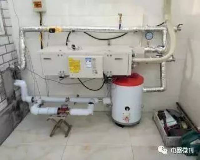 格力参与"煤改电"项目的产品有两种:空气源热泵水暖机和空气源热泵热