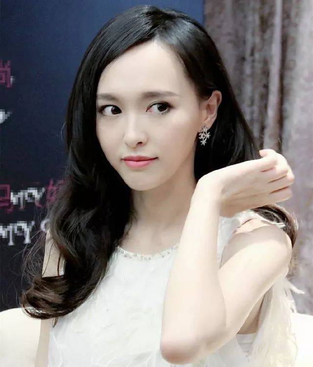 罗晋唐嫣有多爱彼此?看了这组照片,你就知道一个眼神就够了