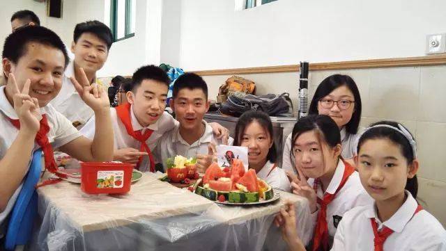 【校园新闻】美食fun乐园——记上外静中六一节活动