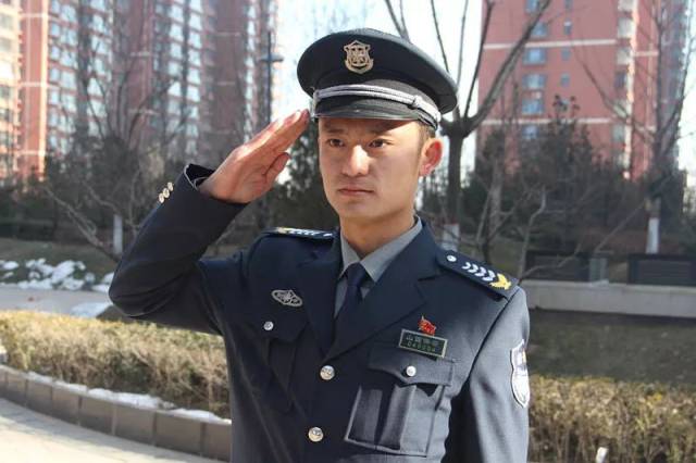 奋斗丨90后"老"保安白佩沅:保一方平安 ,我是保安我