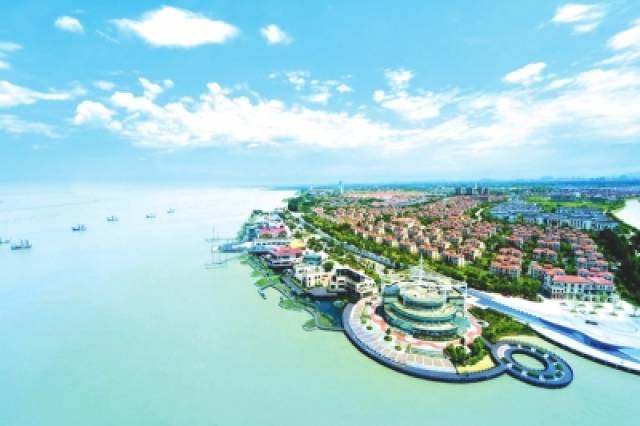 湖州黄金湖岸.