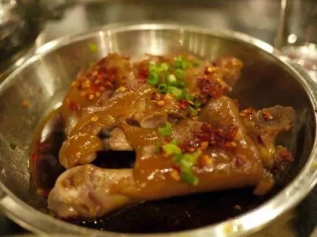 叫 黄金台猪脚