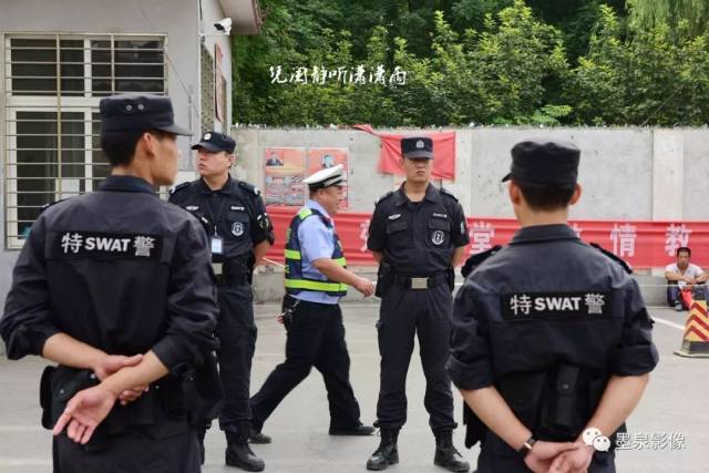 二零一八高考卫辉一中考点进场抓拍