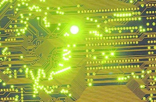 【芯闻3分钟】华润微电子总监王颀潜逃;北斗芯