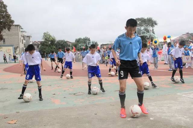 团团带你迎亚运丨告别篮球,足球大战即将上演
