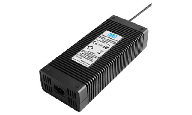 手机充电器和电源适配器区别 21be014a9482424799eda51bdb5f32e6.jpeg