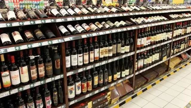 超市里的便宜红酒,看完你还敢喝吗?