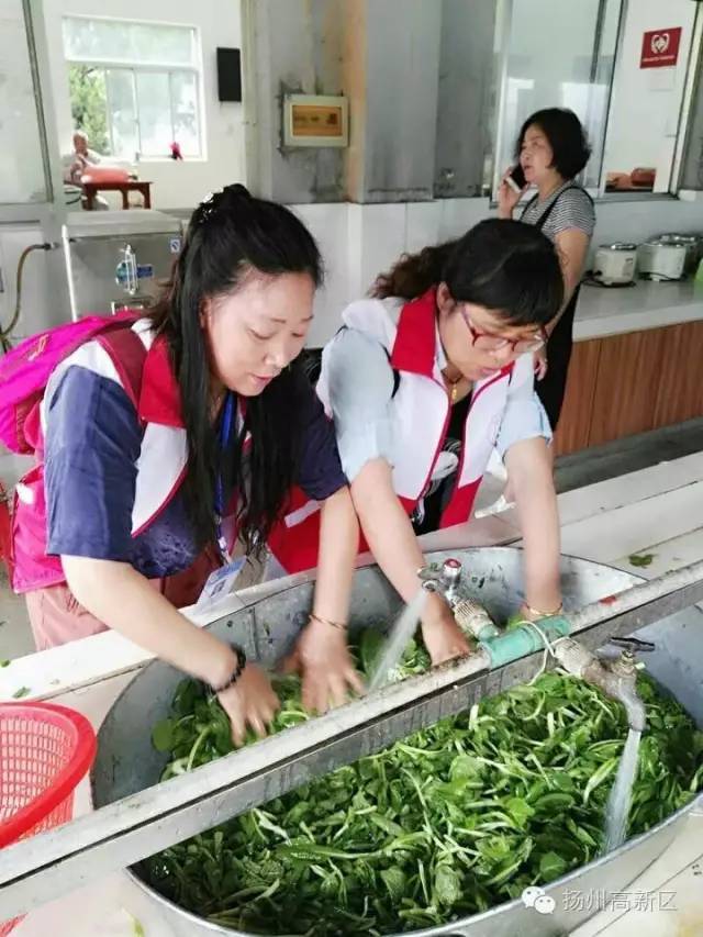 不可思议!她两年几乎跑遍扬州所有敬老院,竟是