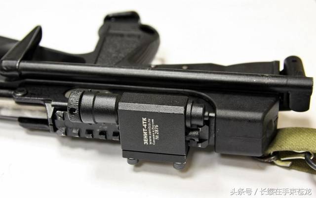 俄罗斯特种部队使用 近距离作战武器 pp-2000冲锋枪