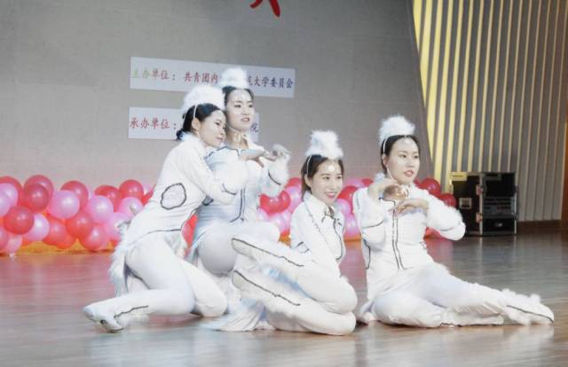阿黑图曲谱